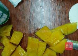 芒果奶昔的做法图解5