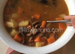 西红柿土豆胡萝卜炖牛肉