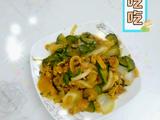 洋葱黄瓜炒鸡蛋