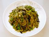 辣椒炒茄丝的做法[图]