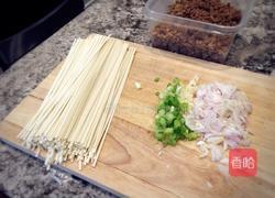 秘制菠菜肉哨面（早餐）的做法图解3