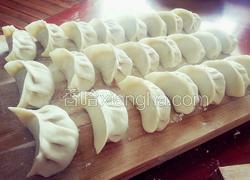 榆黄蘑韭菜鸡蛋饺子