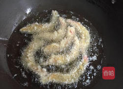 炸凤尾虾的做法图解7