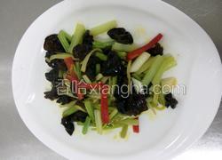 芹菜炒木耳