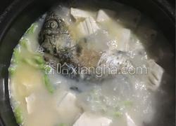 鲫鱼苦瓜豆腐汤