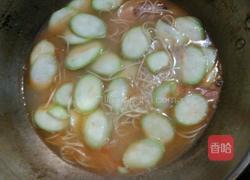 丝瓜大虾面条的做法图解6