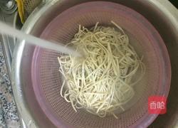 鸡蛋炒面的做法图解2
