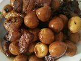 红烧肉烧鹌鹑蛋