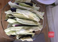 微波炉制凉拌茄子的做法图解1