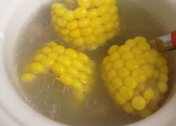 排骨玉米黄豆薏米汤