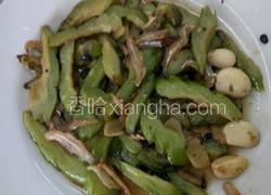 鱼仔焖l苦瓜