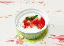 自制草莓酱酸奶