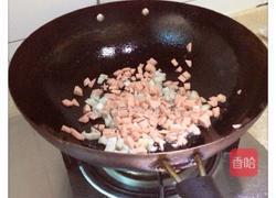 酱油炒饭的做法图解3