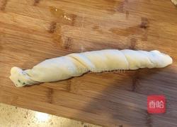 葱花饼的做法图解9