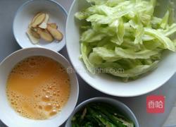 苦瓜炒鸡蛋的做法图解3