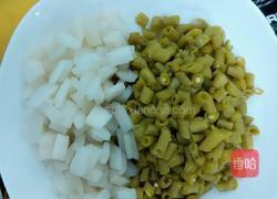 酸辣鸡杂的做法图解2