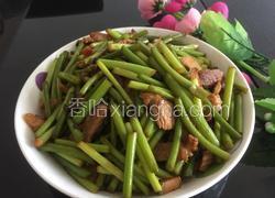 蒜苗烧猪肉