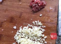 西兰花小炒肉的做法图解2