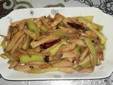 杏鲍菇炒青瓜（轻微麻辣）的做法[图]