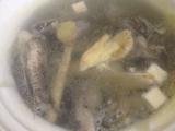 黄芪沙参白茯苓芡实薏米鱼汤