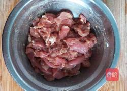 毛豆炒肉片的做法图解3