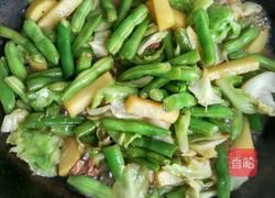 豆角焖面的做法图解3