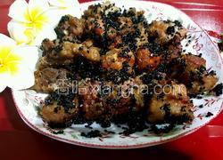 黑麻麻炸排骨