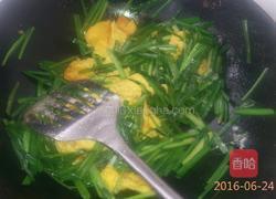 鸡蛋炒韭菜的做法图解6