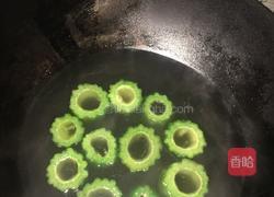 苦瓜酿肉的做法图解3