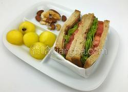培根生菜番茄三明治
