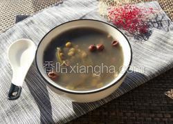 山黄皮煲绿豆海带汤