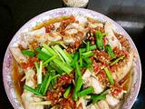 剁辣椒蒸鱼