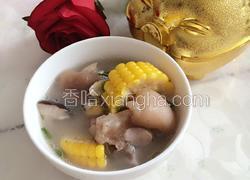 玉米猪蹄汤
