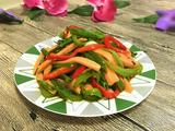 双椒空心菜杆炒火腿的做法[图]
