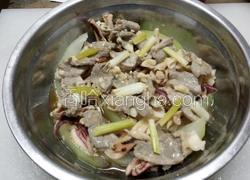 鸭肉干鱿蒸冬瓜