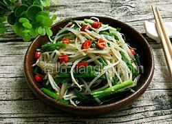 绿豆芽炒韭菜