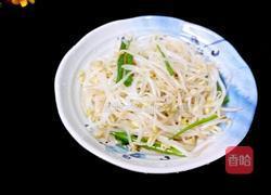  凉拌绿豆芽的做法图解7