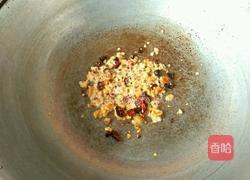 凉拌绿豆芽的做法图解5