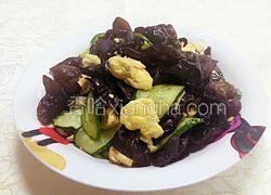 黄瓜木耳炒鸡蛋