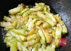 鱼香茄条的做法图解2