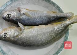 赛螃蟹（又名黄鱼炒蛋）的做法图解1