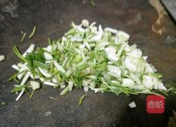 苦瓜炒鸡蛋的做法图解2