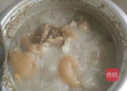 洋葱爆炒猪脚的做法图解1