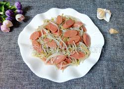 火腿肠炒绿豆芽