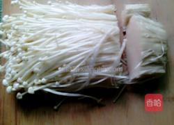 凉拌金针菇的做法图解1