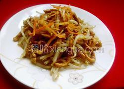 绿豆芽炒肉丝