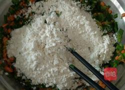 韭菜鸡蛋饼的做法图解3