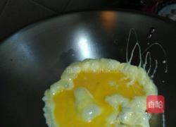 韭菜花胡萝卜炒鸡蛋的做法图解2
