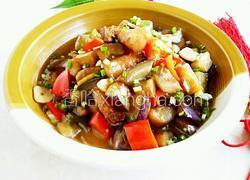 圆茄子烧五花肉