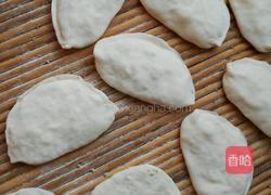 卷心菜鸡蛋虾皮馅饼的做法图解6